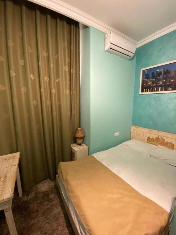 California Boutique Hotel 耶烈万 外观 照片