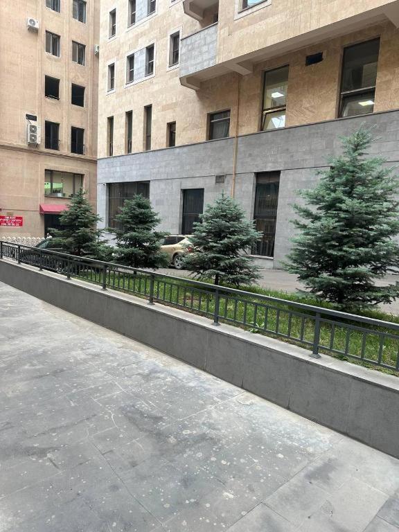California Boutique Hotel 耶烈万 外观 照片